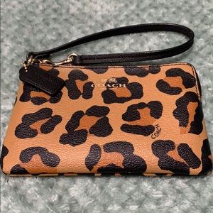 COACH wristlet, Cheetah, EUC